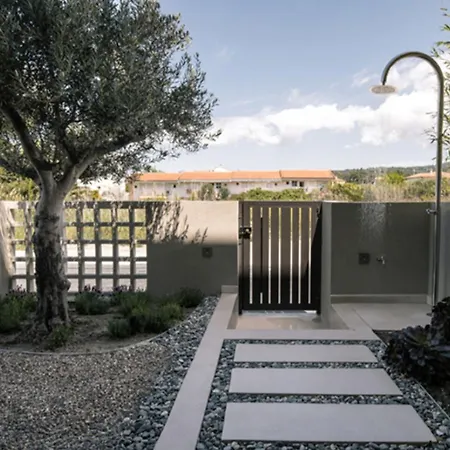 Dia Viou Rene Guest house 4*